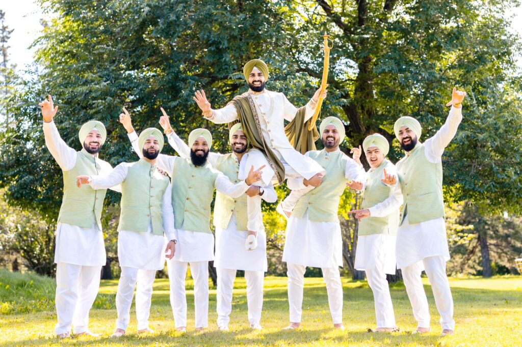 groom with grooms men